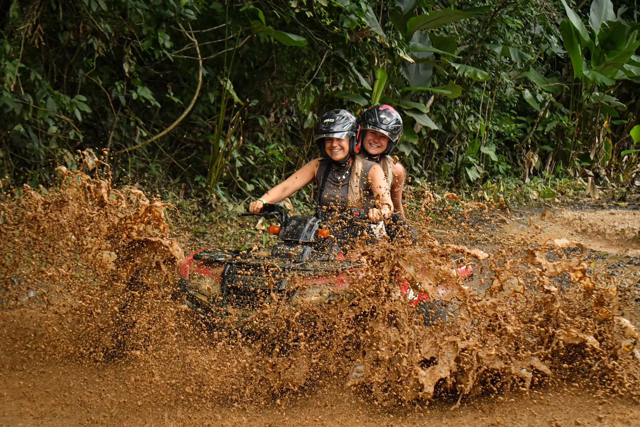 ATV adventure tour around Manuel Antonio with ATV Fourtrax